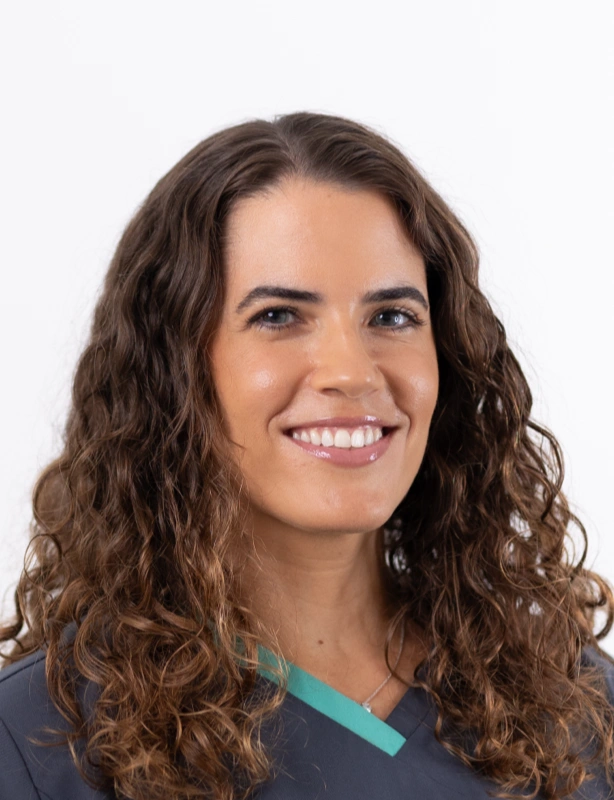 Dra. Lara Cartaxo, médica dentista nas Clínicas Dentárias Previdente