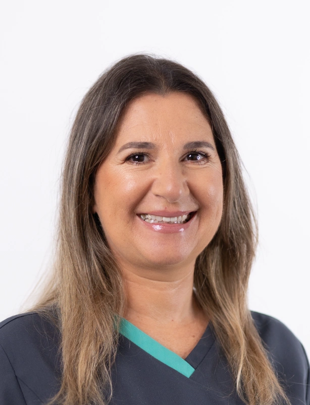 Dra. Eunice Neto, médica dentista nas Clínicas Dentárias Previdente
